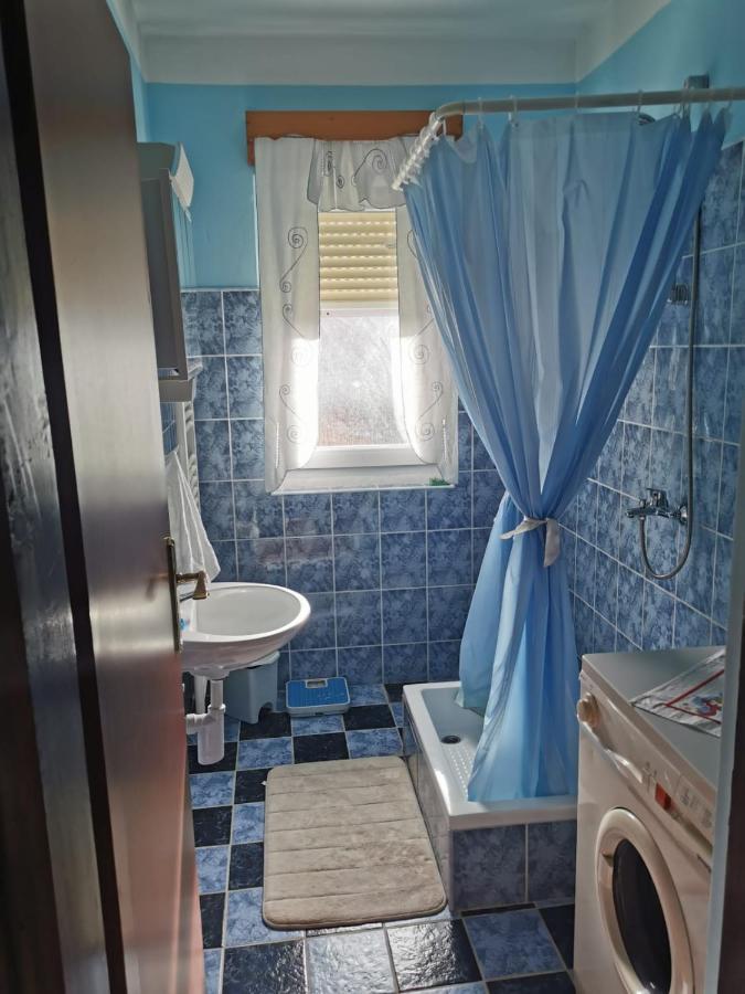 Gacka Rooms Vrhovine Luaran gambar